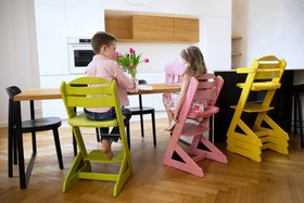 Židle, která roste s dětmi - JITRO